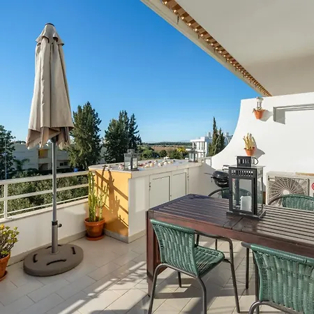 Design Floor With Balcony & Pool