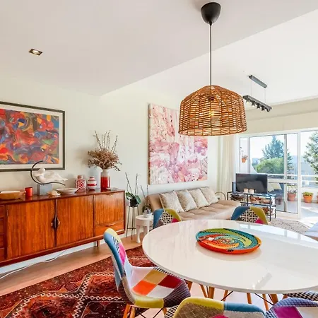 Design Floor With Balcony & Pool Appartement